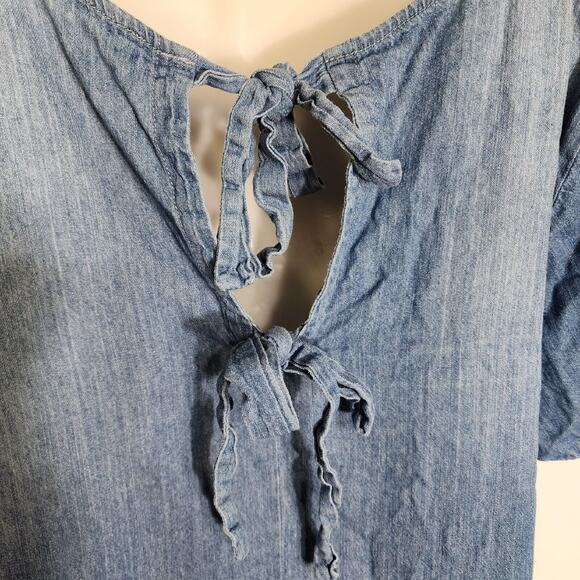 Lane Bryant Womens Top Size 22/24 Blue Peplum Light Wash Chambray Denim Tie Back - Picture 6 of 10